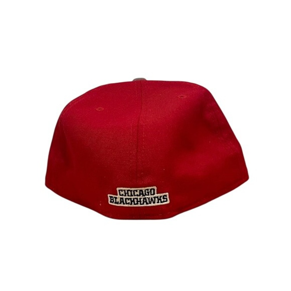 New Era 59FIFTY Chicago Blackhawks Fitted Hat Size 8 Red Grey NHL Cap - Picture 3 of 4